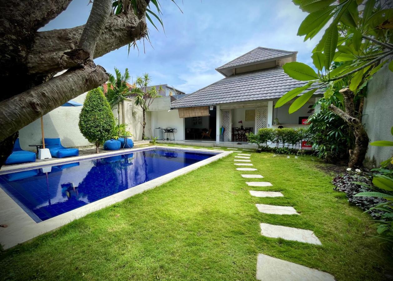 Villa Majegau 1 By Deasha Seminyak Esterno foto